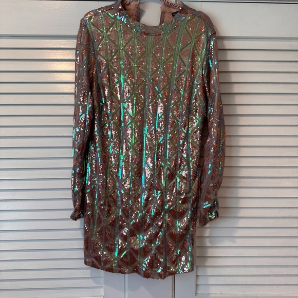 Fashion Nova Sequin surprise - Picture 6 of 7